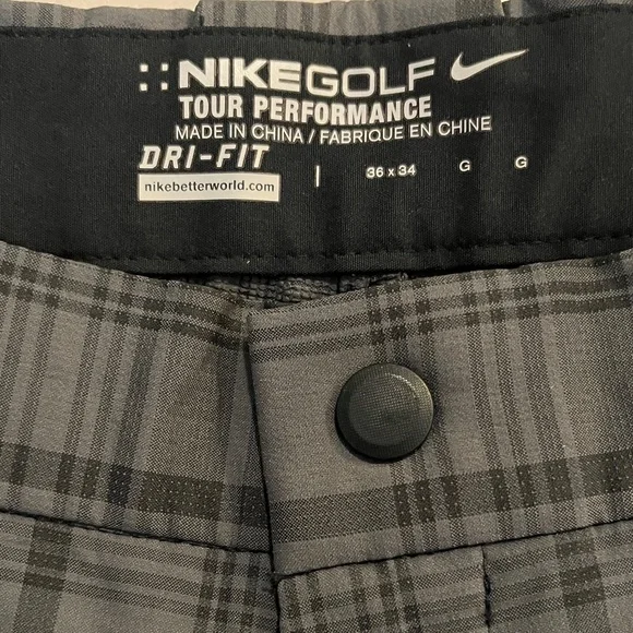 Nike Golf Men's Black Plaid Tour Performance Dri-Fit Chinos Pants - Picture 2 of 6